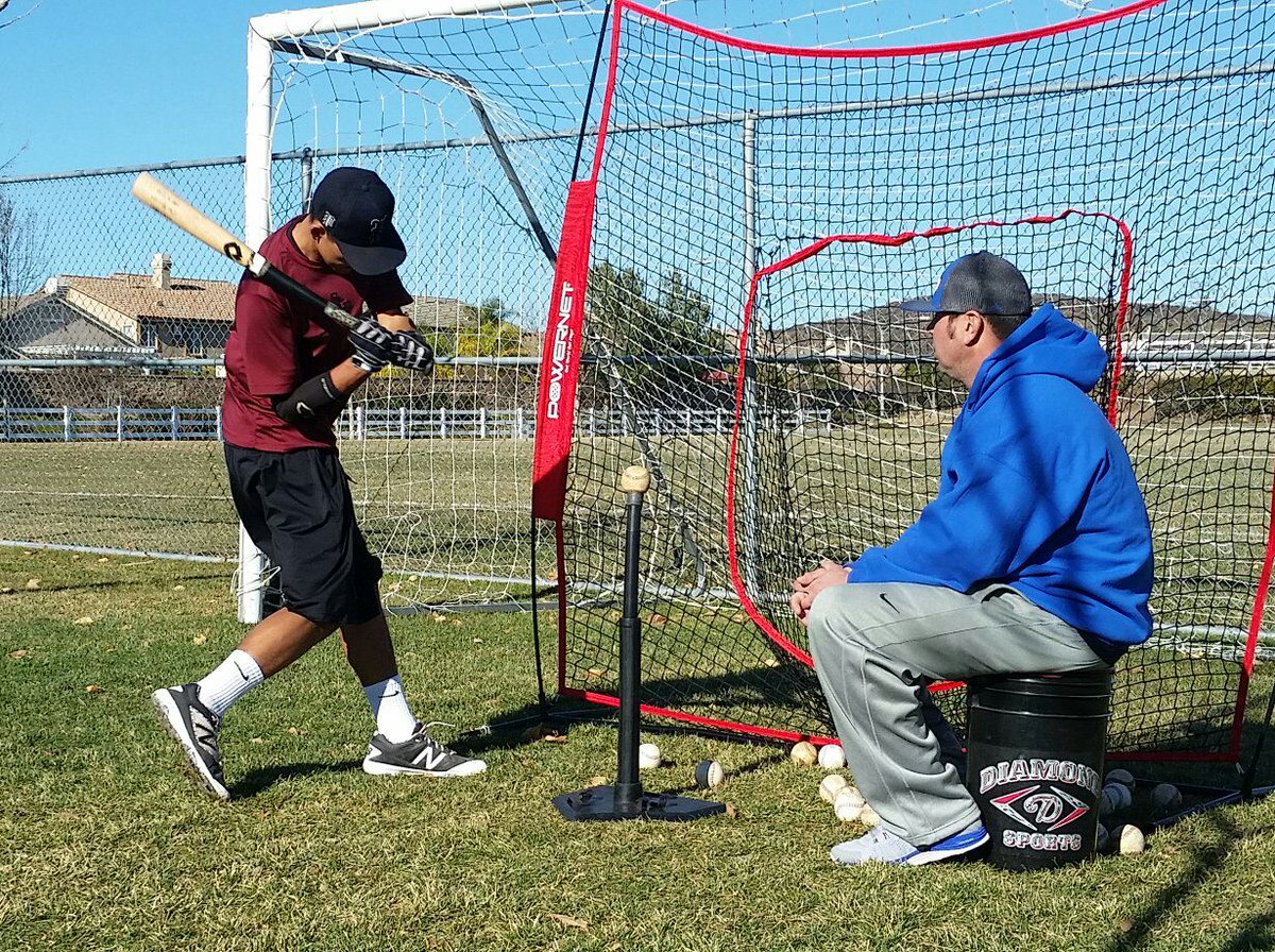 put1put1's tweet photo. Beautiful day for some batting practice #baseball #battingpractice #BPutney https://t.co/vhE3oFtyhk