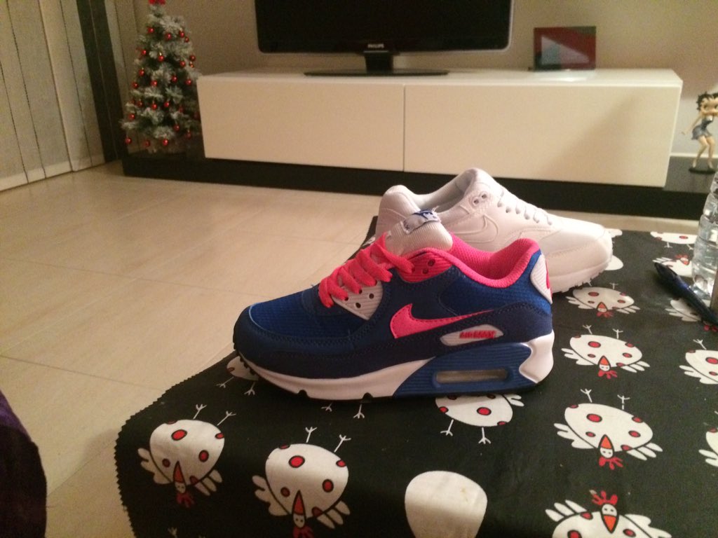 chusi2090's tweet photo. @airmaxyropa https://t.co/qzimlZIe9S