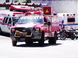 ivanrive3's tweet photo. En2015 Bomberos #Merida respondió el llamado a tres mil 200 servicios de búsqueda, y salvamento @cnb_Merida #Balance https://t.co/wppzlRFKq8