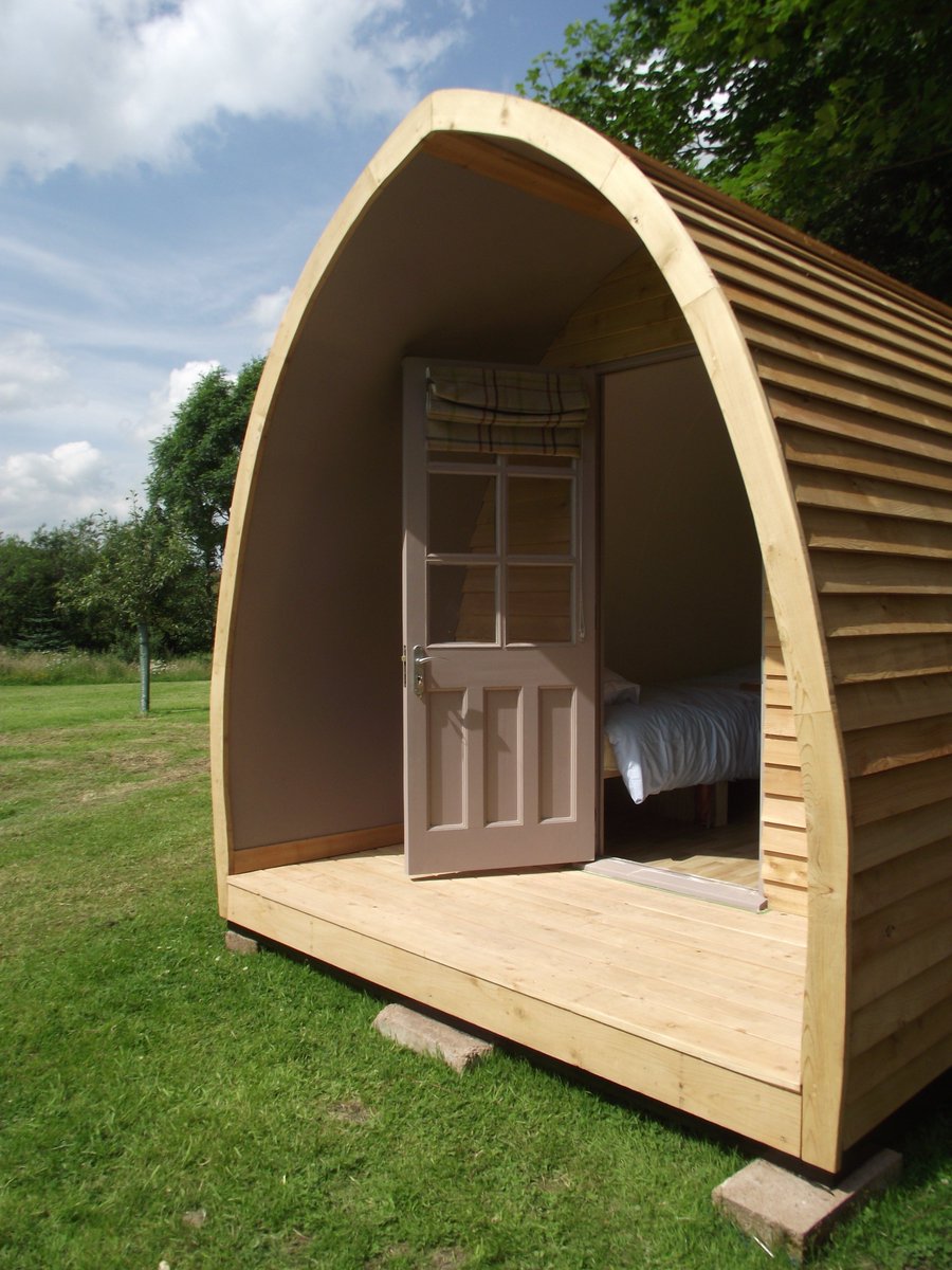 PodwiseUk's tweet image. This weather is a distant a dream now, but this Pod has proven its durability by surviving these storms! #glamping