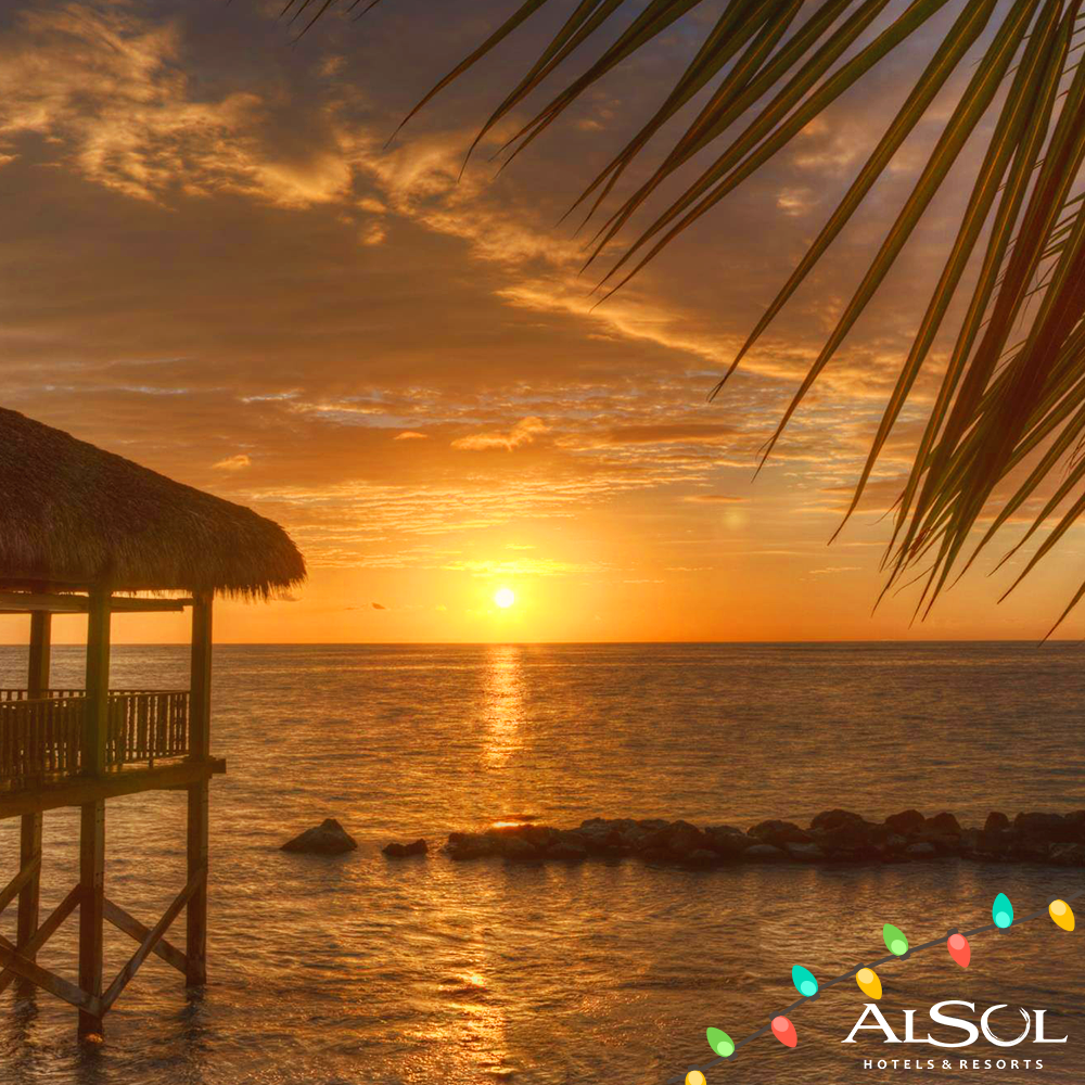 alsoldr's tweet photo. Disfrutando uno de los placeres de la vida. Acompañanos. #NavidadAlsol #CapCana #Atardecer #AlsolDR https://t.co/c6gifqugdp
