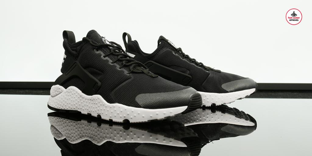 Agradecido Correlación conspiración Foot Locker on Twitter: "Check out the new Women's #Nike Air Huarache Ultra.  Available in stores and online here. | https://t.co/a1q45QADec  https://t.co/binMbWRFkV" / Twitter