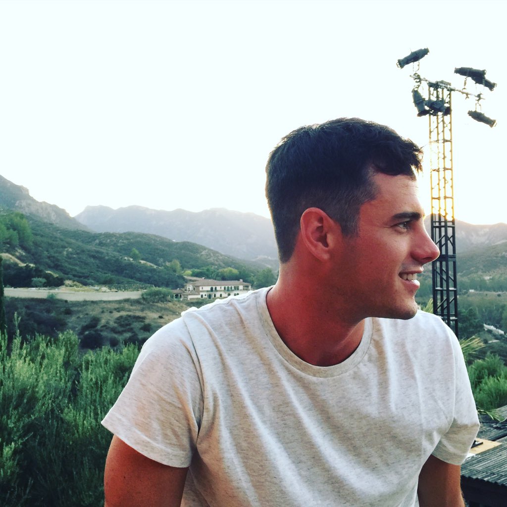 ManCrushMonday - The Bachelor 20 - Ben Higgins - Social Media - Vids - Media - *Sleuthing - Spoilers* NO Discussion - Page 7 CXbcy7iUoAAhF6X