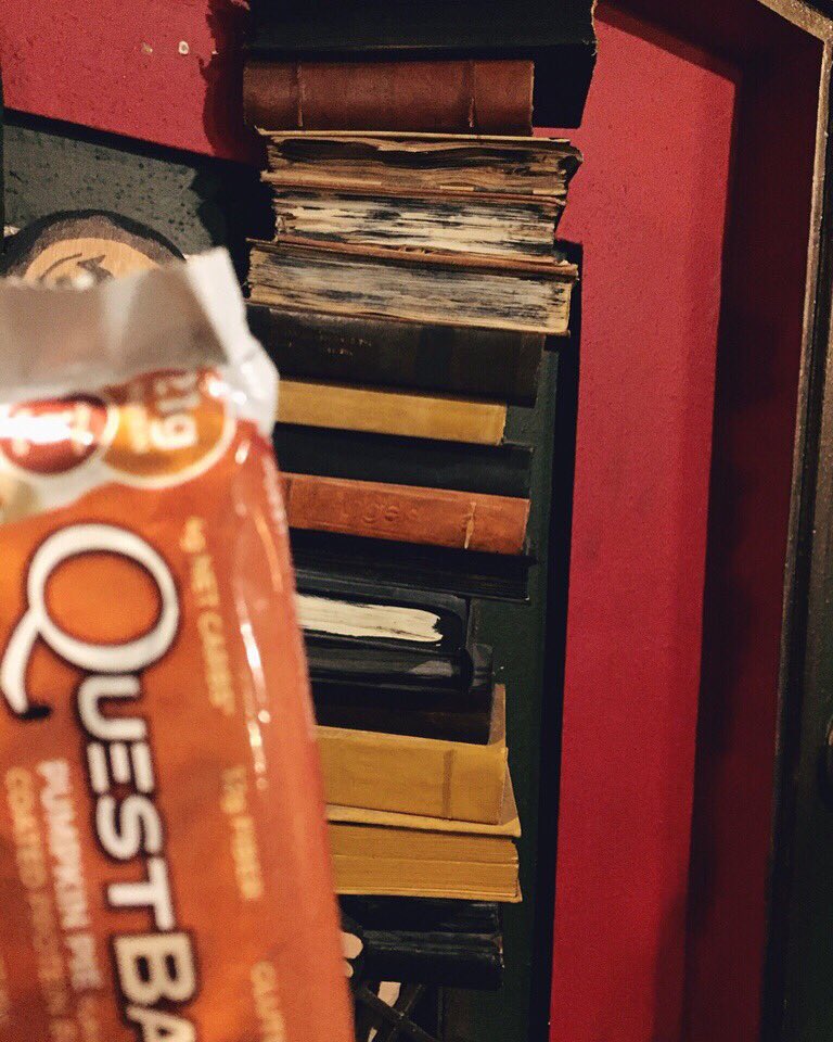 questpumpkinpie's tweet photo. I may have gone overboard at the bookstore. 😳 #worthit #GetPumpkin #OnAQuest https://t.co/BEjeZZIw2P