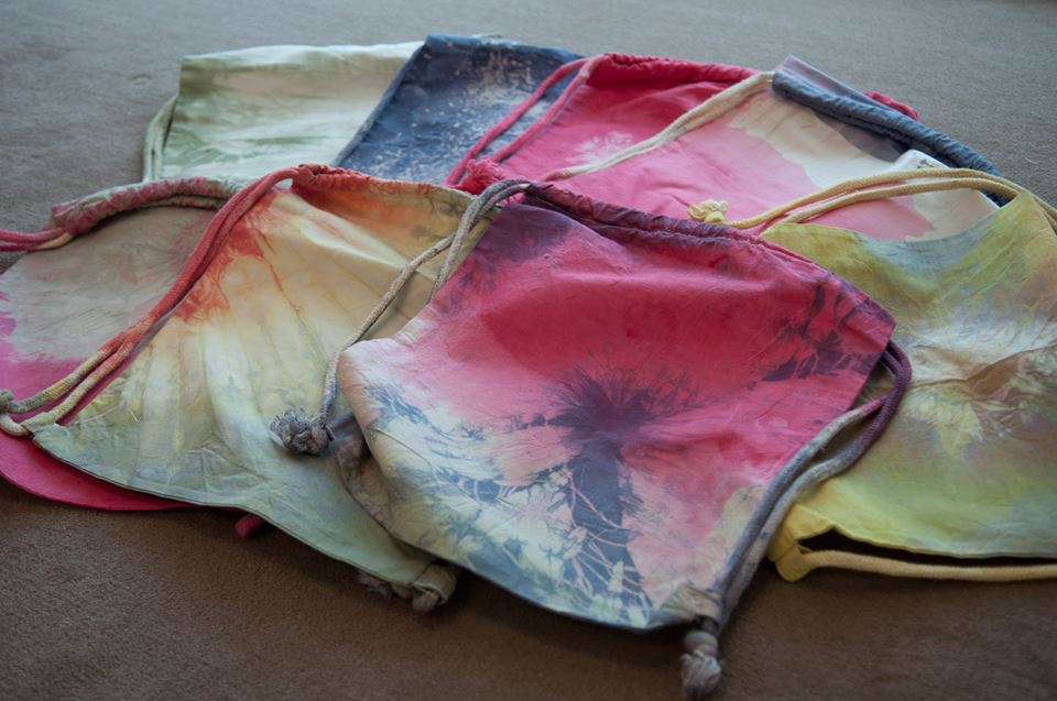 StateLineBag's tweet photo. Our bags are perfect for a fun tie dye project for your school or business. #muslinbags #backpacks https://t.co/GzAswvr9dp