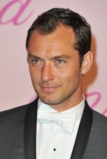 Happy Birthday to Jude Law (43)   