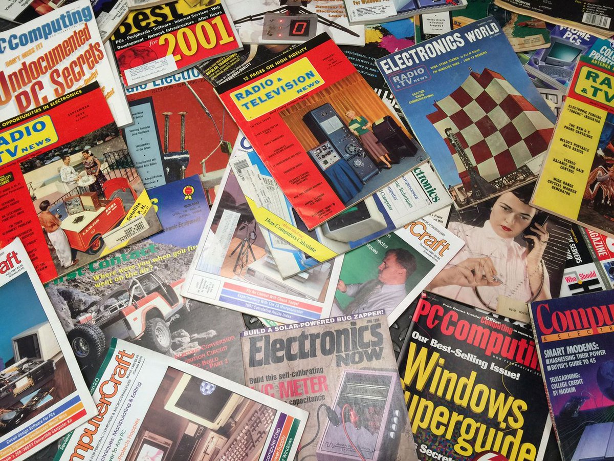 Assortment of Vintage Magazines: keep that 2015 resolution to read more...  bit.ly/reuseum-vintag…