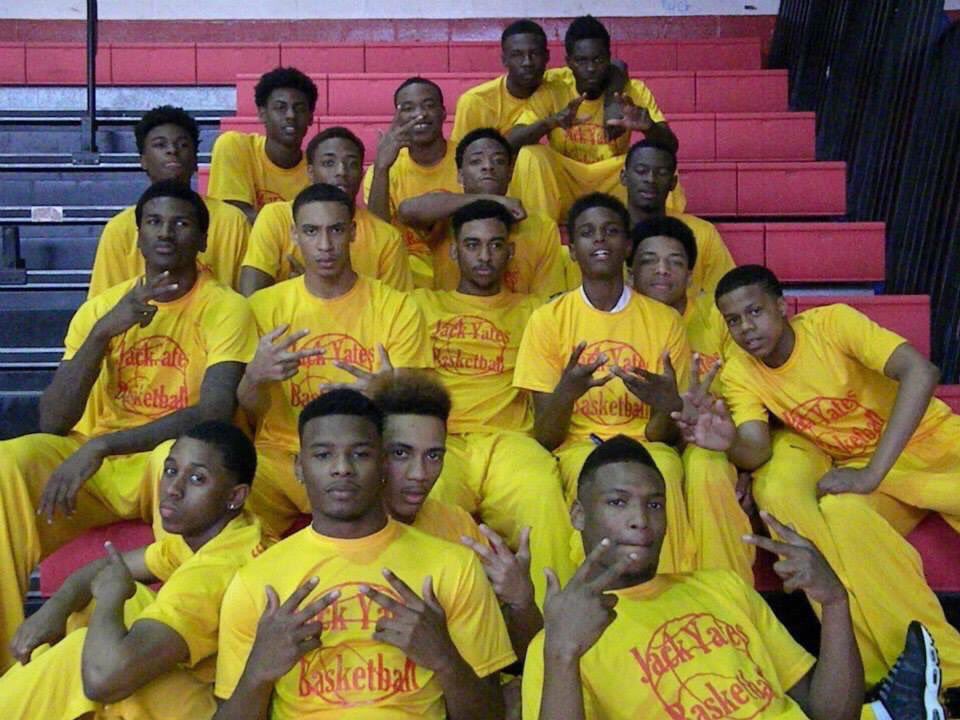 cdellfor3's tweet photo. #RipSwift #RipTreal 💯 https://t.co/xDv9xj20dz