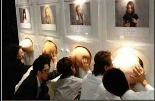 Bilderesultat for weird things in japan