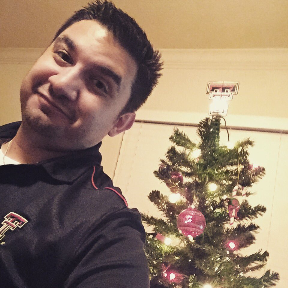 KadenOnAir's tweet photo. #GameDay baby!! Me and the tree are ready!! #GunsUp #TechChristmasTree #WreckLSU https://t.co/BkHUQTr05Z