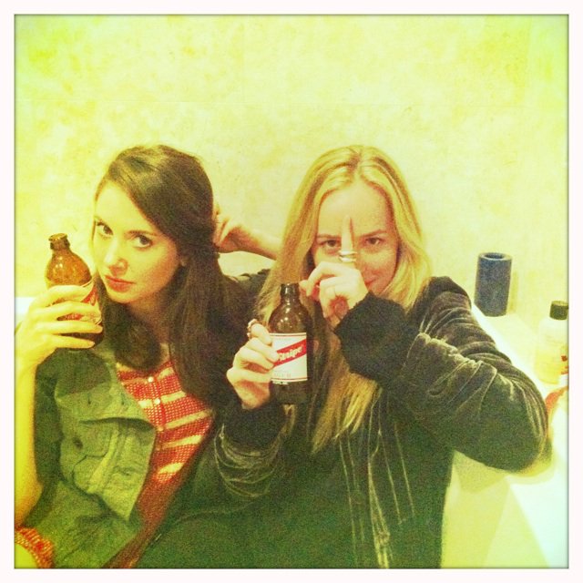 Happy Birthday Amer. actor Alison Brie (Dec. 29, 1982- ) Here she\s goofing around with Red Stripe & Gillian Jacobs. 