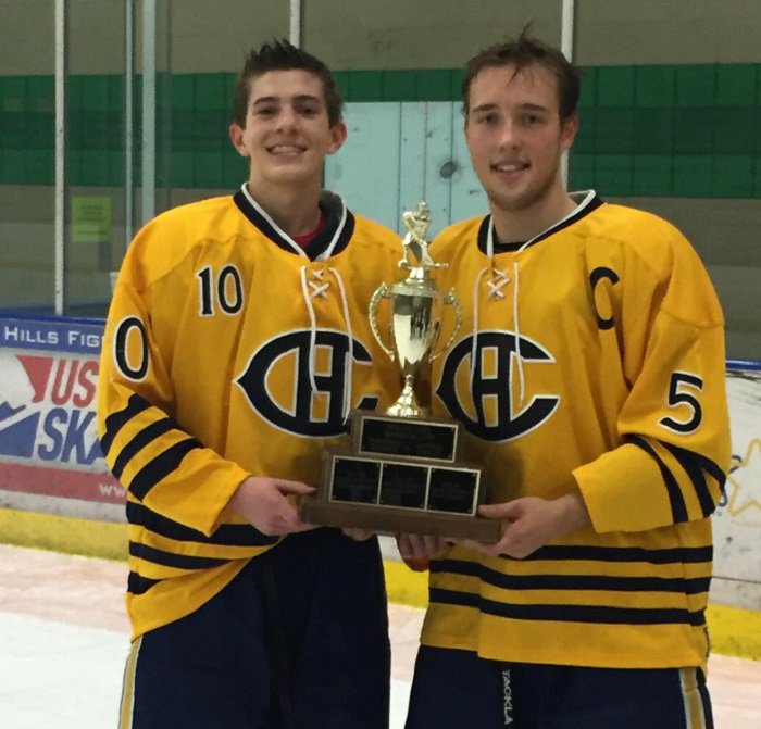 Looking to repeat as KLAA champs, <a href="/wlchockey/">WLC Hockey</a> is aiming big w/PICS - bit.ly/1krtcxK
<a href="/Stevecam10/">Cam Stevenson</a> <a href="/_wood9/">Nick Wood</a>