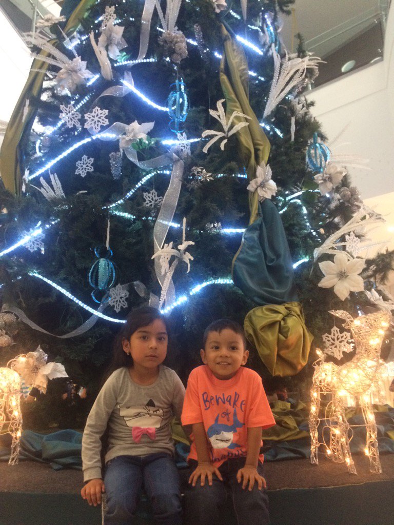 XavierFST's tweet image. Un paseito familiar en compañía de su Querida Prima