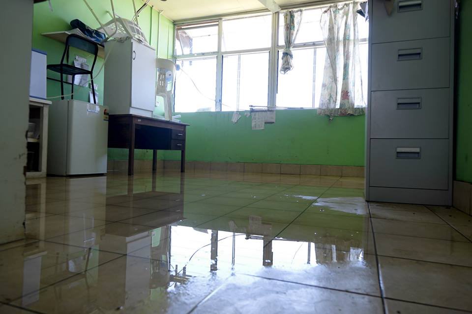 kimbakerwilson's tweet photo. I've loved taking photos. These are some of the year's favourites. First - Cyclone Pam, Vanuatu #KBW2015 https://t.co/LC3HievYwP