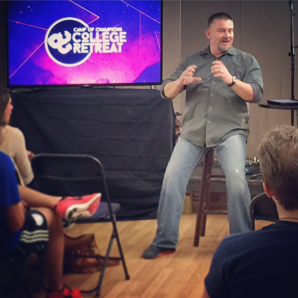 campofch's tweet photo. Pastor Dwayne kicking off our FIRST College Retreat! We're so excited to see what God is going to do! #coccollege https://t.co/5vurkwFxyg