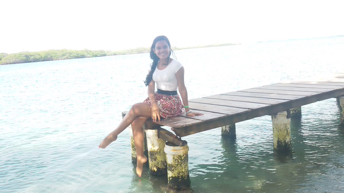 JennelyH's tweet photo. #happy #morrocoy #summer #vacation #selfies #beach https://t.co/1JyGcoUxhE