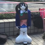 ペッパーくんがコスプレをした姿が異様すぎ。。ｗ