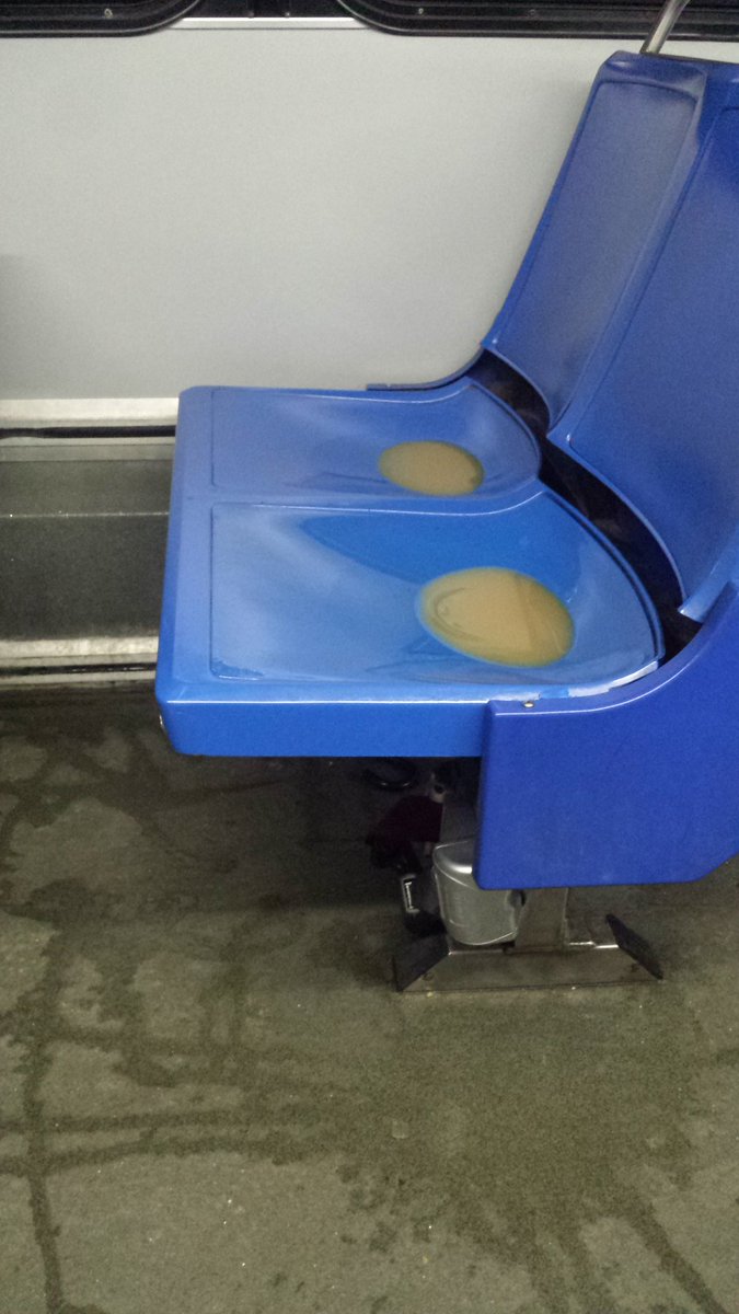 Atari6502's tweet image. 47 bus  0451.  Nice