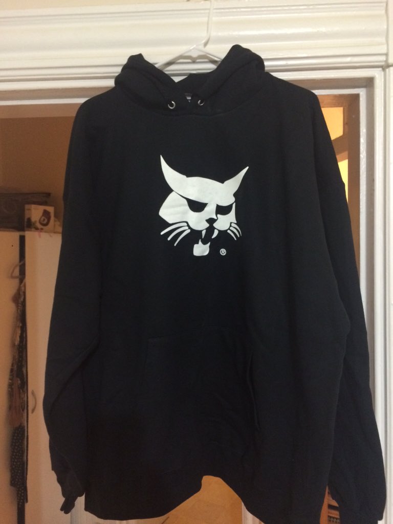 KatherineMalin's tweet photo. Sick sweatshirt for my dad! #bobcat #machine #took #hoodie #condtruction #realestate #boston ✌️✔️ https://t.co/ZlNVxlpxfk