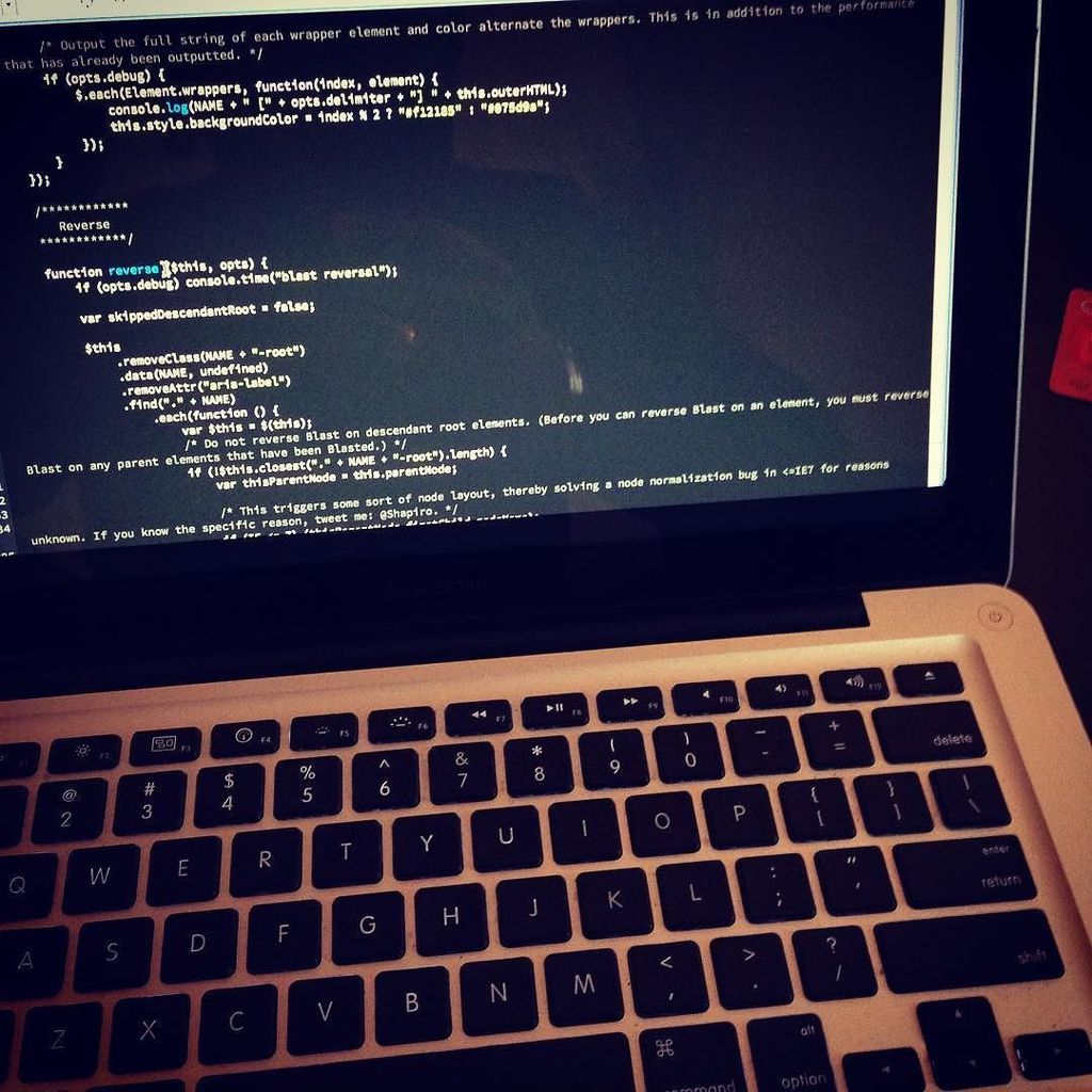 hoverGENIE's tweet image. #DesignShowCase #WebDesign by gdiarragdesign #Codefreak mode &amp;gt;#activated&amp;lt;
#Webdesign #Gdiarra #GD