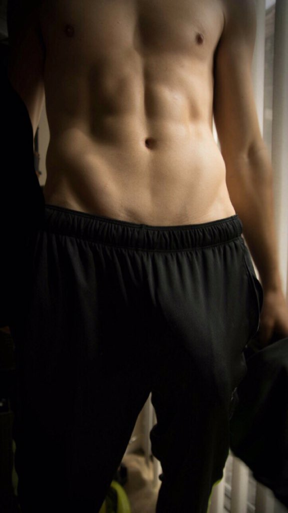 ah_lll's tweet photo. #محنه #سكس_كتابي #فحلك #قحبه #الصباح #حنحنه #اشياء_تتمناها_تختفي_بسنه_2016 #تعليق_الدراسه_في_جده عيال لا أشوفكم🌵 https://t.co/IS2bd6HQB4