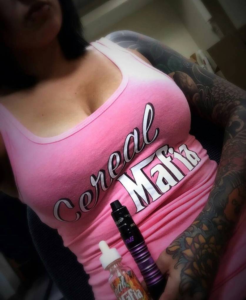 CerealMafia's tweet photo. Repost @_vape_queen
・・・
Rocking my @cerealmafia tank top at work 💋💨 I love #CerealMafia it tastes so good, one of m… https://t.co/HDDVcIpQ74
