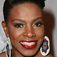 Happy Birthday Sheryl Lee Ralph who graduated from Rutgers University at the age of 19! 