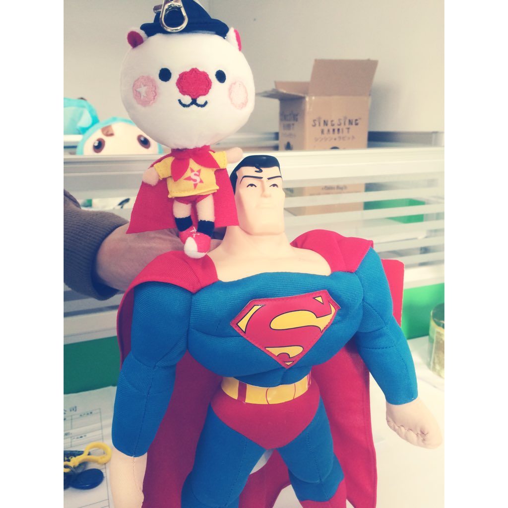 SingSingRabbit's tweet image. 威風琳琳，超人兔終於要出場啦!
# #singsingrabbit #singsing_rabbit #newplush #superman #superhero #點解星星兔可以咁得意