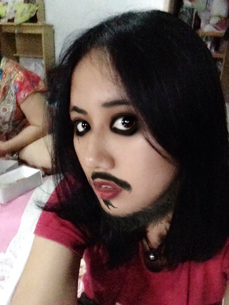 BungaPA1's tweet photo. Ini gambaran 20tahun yang akan datang:v https://t.co/jd9UFaWSL4