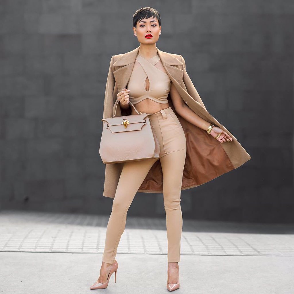 WOW! This outfit is amazing! Like <a href="/micahgianneli/">MICAH GIANNELI</a> get your coat with us! #fashionista #style #photooftheday #ootd