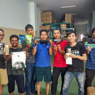 Iseng" bikin acara tuker kado