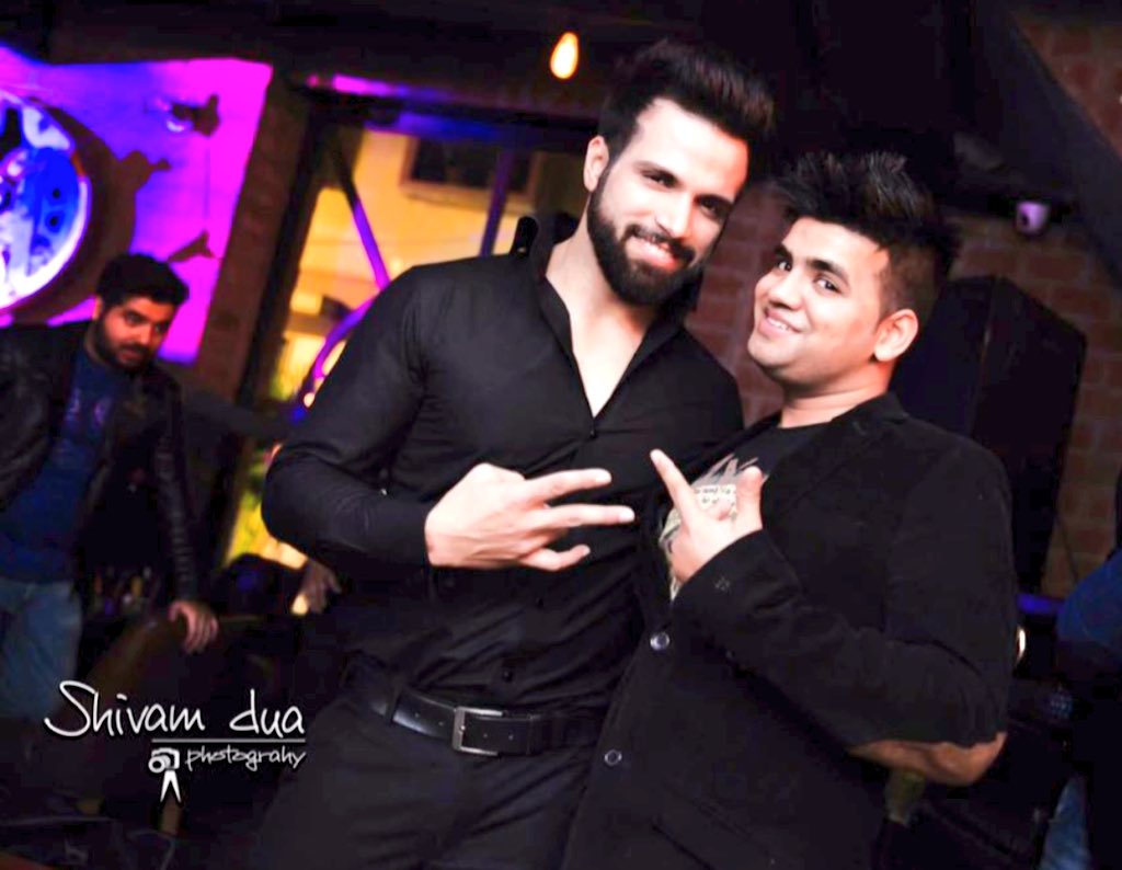 Embedded image permalink