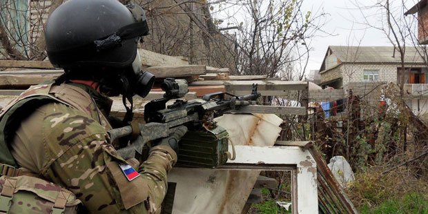 TheCairoPost's tweet image. One killed, 11 injured in #gunattack at fortress in southern #Russia – RIA cites official
 ow.ly/WrJsj