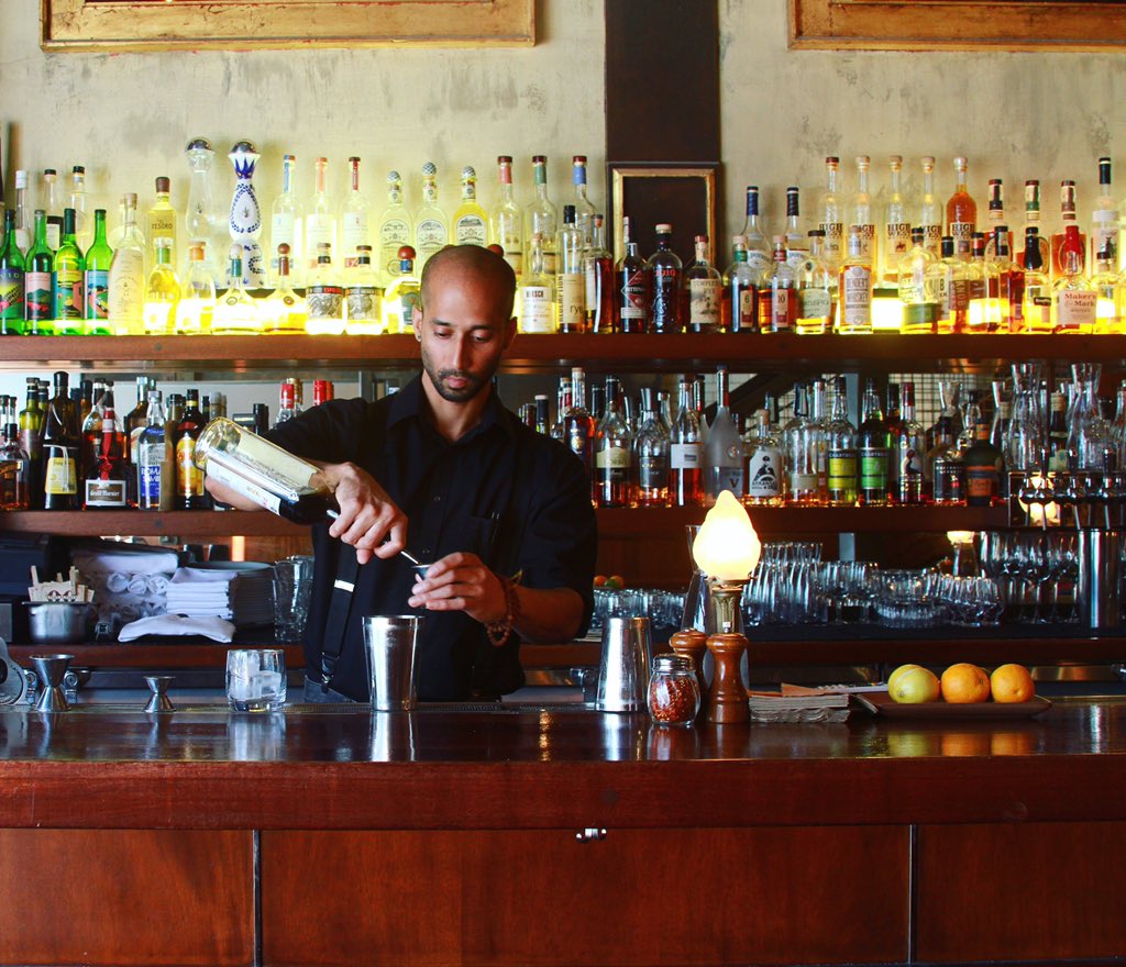 Zerozerosf's tweet image. Cheers 🍸 Come join us for a drink (or two!)