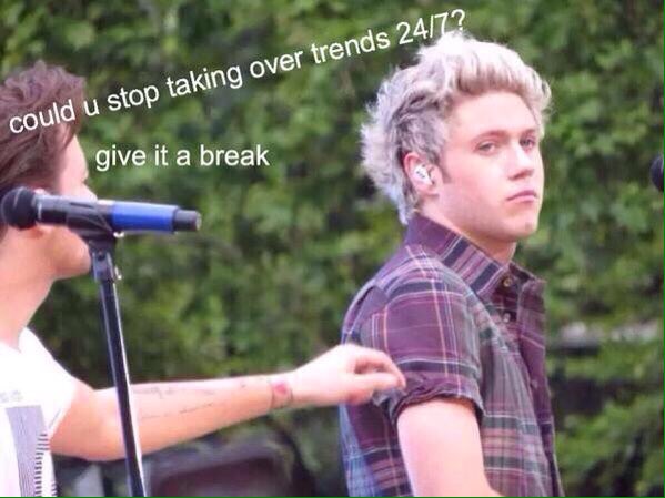 afroze2002's tweet photo. #MessageForMyCrush 
*One Direction Fandom be like* https://t.co/AYJtB2A5Gx