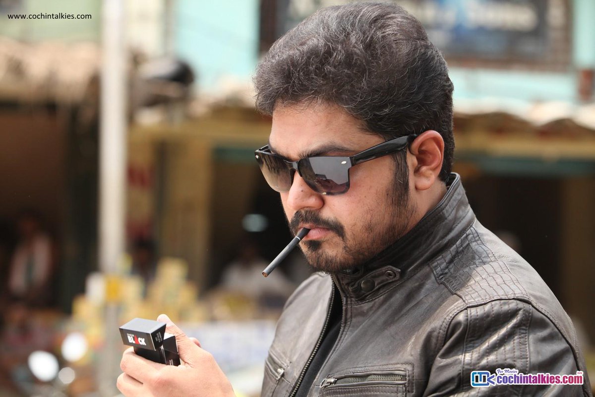 tamil_ct's tweet photo. Tharkappu Tamil Movie  #Tharkappu  https://t.co/seD4FitV2a https://t.co/0ZMPfZsWsh