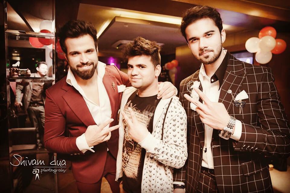 Embedded image permalink