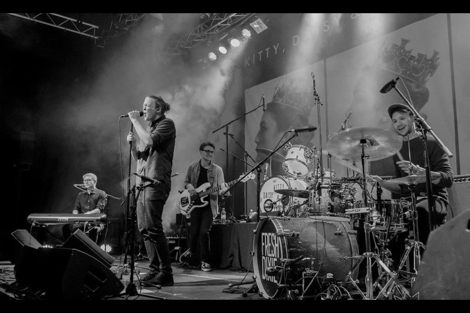 People of Oxford! We're super excited to be playing <a href="/TheBullingdon/">The Bullingdon</a> on 18th Jan. Tickets via freshdixie.com