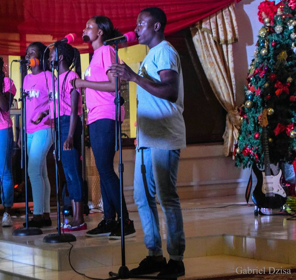 SamuelGlover16's tweet photo. #TeamSelahMusic @ #MyTestimony2015..See you guys @ #TimeOfReflection2016..with #SelahMusicTor4 See you there!!! https://t.co/zRNdXQZPyx