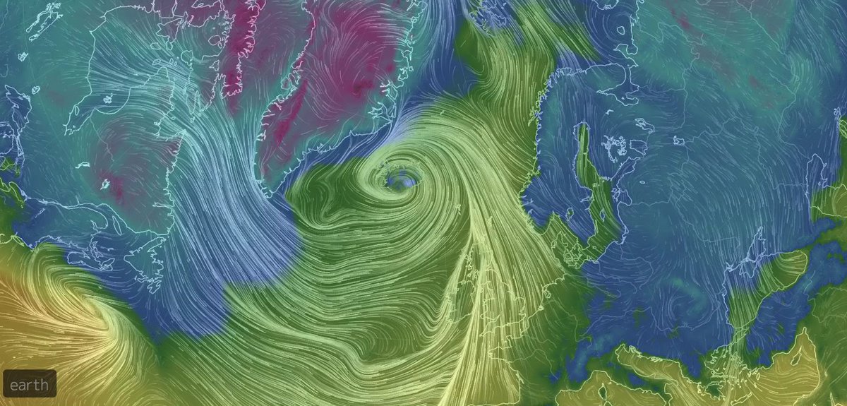 helgavanleur's tweet photo. Storm #Frank is 'weather bomb' (drukdalingen in kern meer dan 24 mbar in 24 uur). Brengt dooi op Noordpool! https://t.co/QwNpm7dbQ3