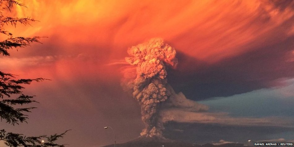 BBCWorld's tweet photo. Year in pictures 2015 https://t.co/m4AquvMCfY https://t.co/0NlRO37mak