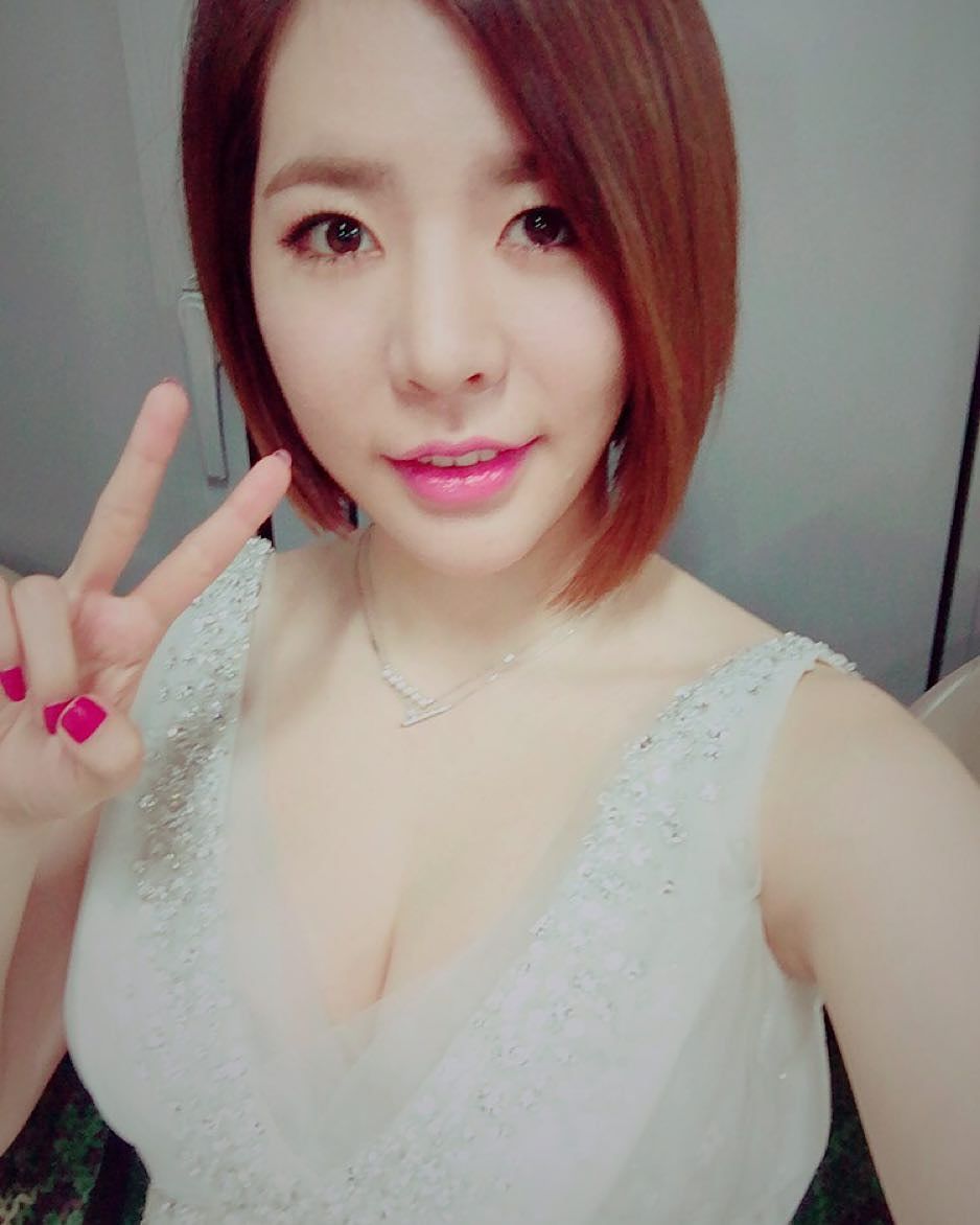 [OTHER][12-12-2013]SELCA MỚI CỦA SUNNY - Page 10 CXdsmmEUAAAOWzk