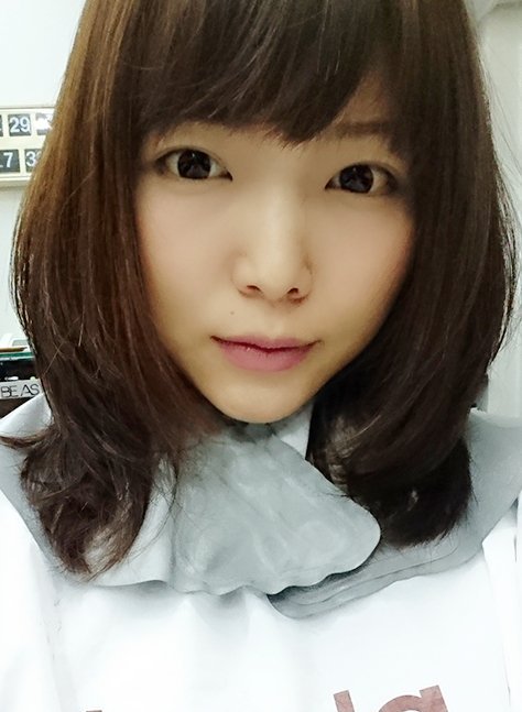 髪切ったーっ！！ ６年ぶりくらいに短さっ(^-^)♪ わーいわーい♪ 来年か再来年にはもっとバッサリいきたいなぁ https://t.co/nlFBs5xej2