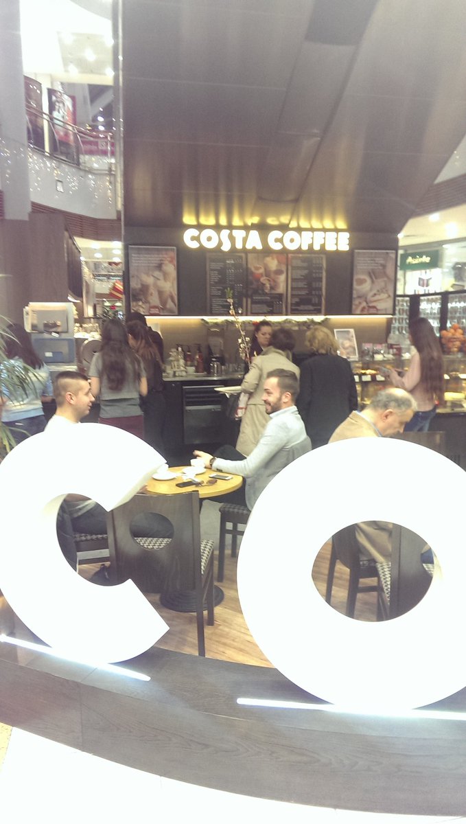 DavidMinkov's tweet photo. @PhoneShopTweets @WDFA_CT  first @CostaCoffee #goodtimes #lance #bringphoneshopback #razprince #SM1 #newmanting https://t.co/tnZWrRbykh