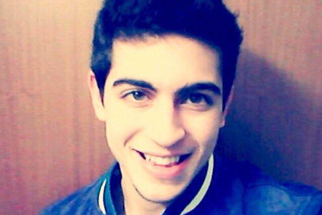 model_luis tweet picture