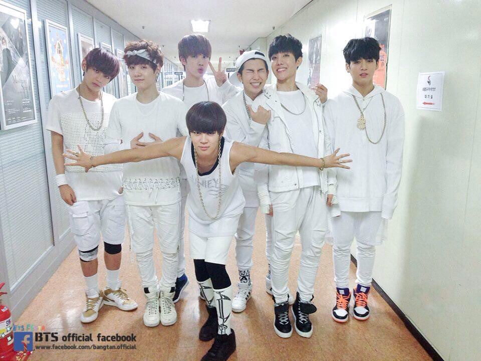 pic_bts's tweet photo. #no https://t.co/WEINoqTiX6