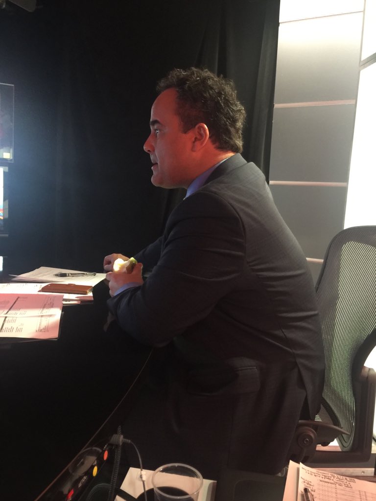 thetender1987's tweet photo. @PatrickDenis20 @ArsenaultRDS @StephRDSJunior mon plus gros défi est de passer la journée avec lui. #bindufun :) https://t.co/lxtUqsESvL