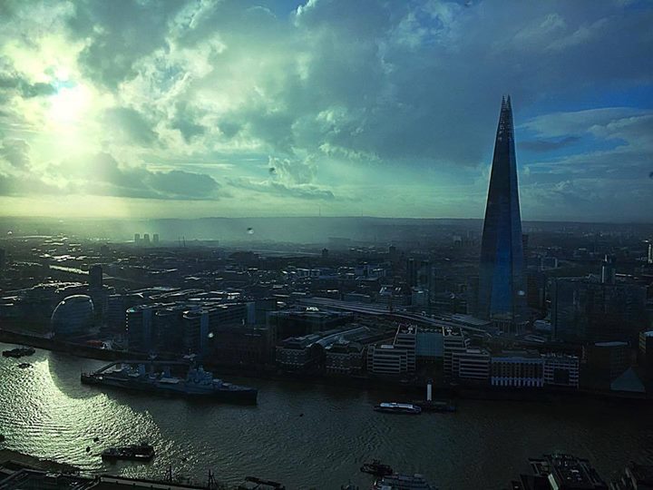 AdoreAngleterre's tweet image. Skyline views #skygarden #viewingplatform #floor35 #walkietalkiebuilding #skygardenlondon … ift.tt/1R87ewC