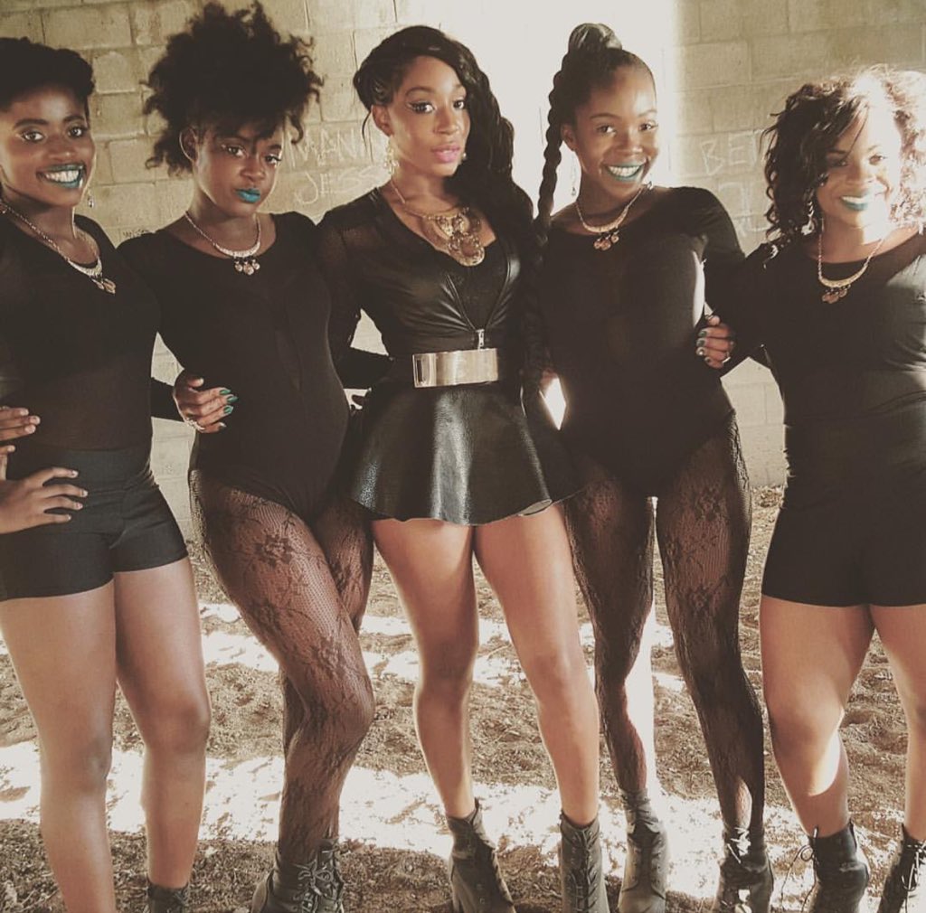 Embedded image permalink