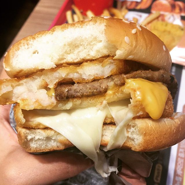 ไดโนเสาร์เกาหลี on Twitter "เบอร์เกอร์ของLOTTERIA กับเมนู모짜렐라 인 더 버거